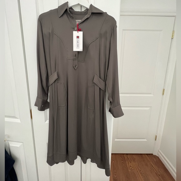 Women’s dress size small NWT - Picture 4 of 4